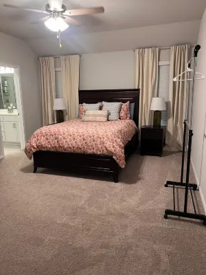 Spacious 5-bedroom house with WiFi and AC in delightful Kyle