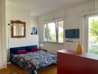 Plumbago Blue vicinity Montemarcello Sarzana Lerici Portovenere 5Terre Versilia Hotels in Ameglia