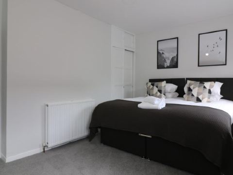 Signature - Caldercruix House