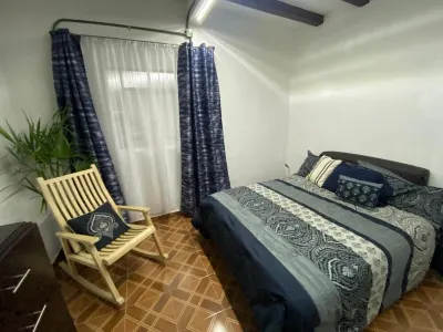 Descansa y Conecta en Casa Luna, Tranquila y Segura Proxima al Aifa "La Era" Garden 주변 호텔