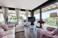 Luxury at your fingertips