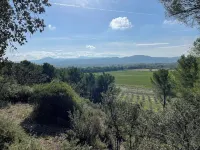 Renovated farmhouse in the South Luberon countryside - 14 pers 페르투이 호텔