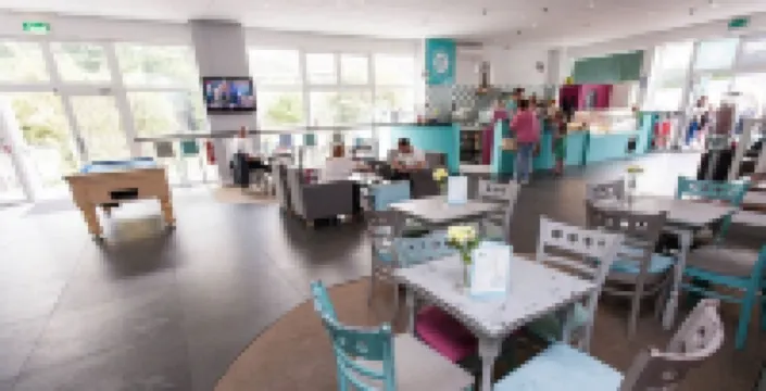 Springer Villa, Cosy 2 Bed, Newquay, Sleeps 5, 住宿飯店