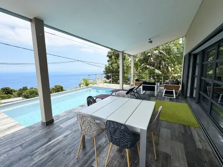 Villa KazAzur Отели рядом с достопримечательностью «Келония»