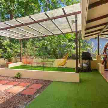 Charming 2-bedroom house in Herradura's canopy Hotel Exterior