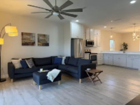 Perfect location 3-bedroom house with AC in charming Mission. Gated Community.