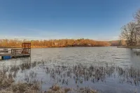 Waterfront Cherokee Village Home w/ Private Dock! - Homestays