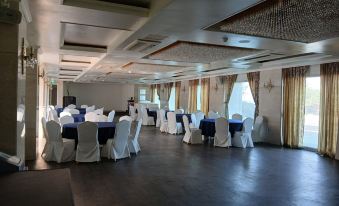 Chilpo Fine Beach Hotel