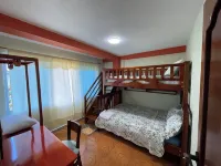 Departamento Amazonia, amoblado, cerca de todo, con wifi, agua caliente y garaje 酒店