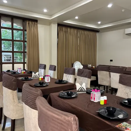 The Taj Vista Agra -Walking Distance to Taj Mahal
