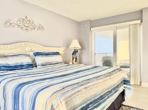 特大床海景代託納海灘