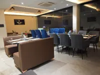 Hotel Days Inn Hotels near Sarnath