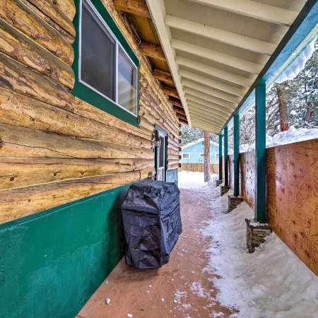 Mccall Retreat w/ Hot Tub - 1/2 Mi to Downtown!