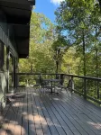 Walk to Wintergreen. Hot Tub. Hiking off Property. Cozy 4 BR home.