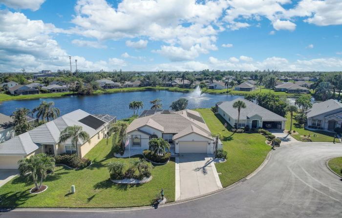 Sunny Fort Myers Home w/ Heated Pool!