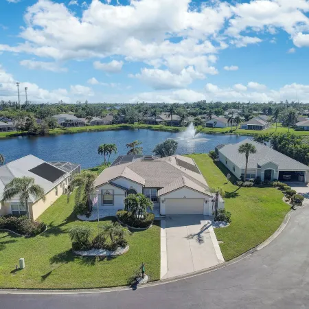 Sunny Fort Myers Home w/ Heated Pool!