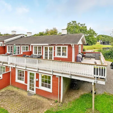 6 person holiday home in Aabenraa-By Traum