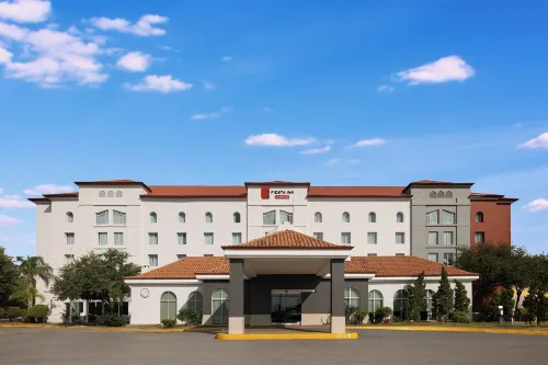 Fiesta Inn Express Nuevo Laredo Hotels in Nuevo Laredo