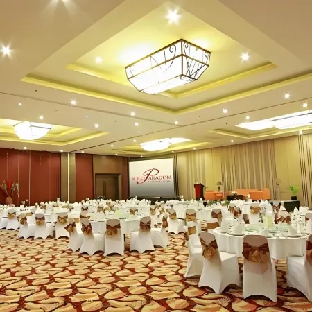 Solo Paragon Hotel & Residence