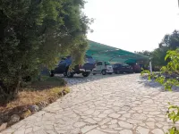 Domaine Papakonstantis - parking
