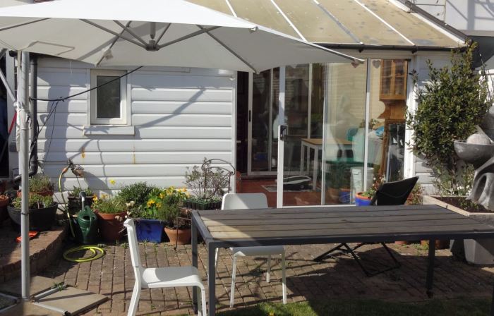 House - Sleeps 8 - Pet Friendly - Garden - Parking