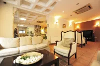 Üstün Hotel Alsancak