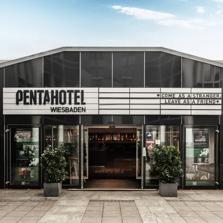 Pentahotel Wiesbaden Отели рядом с достопримечательностью «Вестенд»