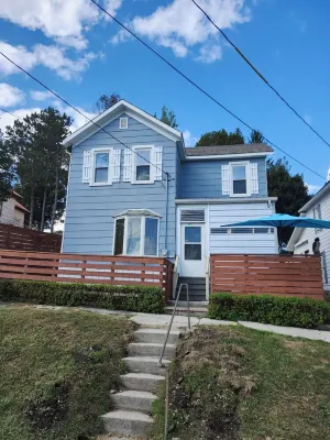 Mountain View House, 2-Minute Walk to Downtown Blackwater Falls State Park附近的飯店