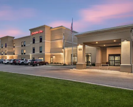 ハンプトン イン フェアモント フェアモントのホテル