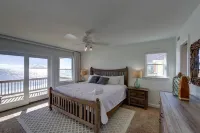 8BR Oceanfront in OBX w HotTub, Elevator & Theater Room!