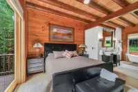 Mountain Home in Ellicottville - Close to Village Hotels in Mansfield