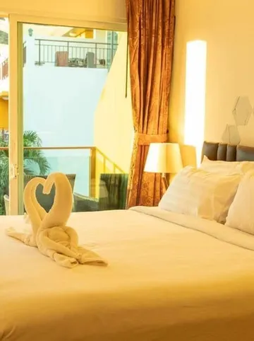 รูปภาพของที่พัก 3 ห้องนอน ฟิตเนสและซาวน่า 12 นาทีถึงป่าตอง วี69