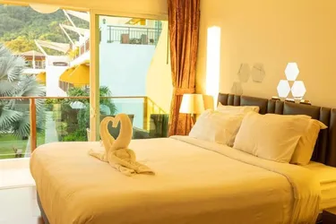 รูปภาพของที่พัก 3 ห้องนอน ฟิตเนสและซาวน่า 12 นาทีถึงป่าตอง วี69