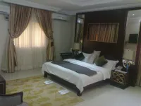 Jorany Hotel Resort Ikom - Pool