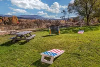 Comfort Inn & Suites Carbondale on the Roaring Fork Hotels in Carbondale