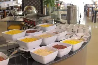 Jasmine Palace Resort & Spa - Morgenmad