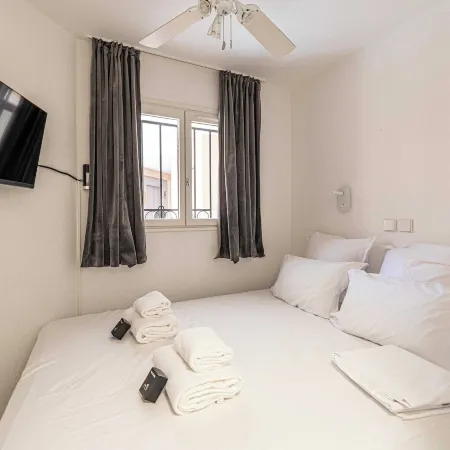 Charming Flat with Sea View - 1Br - 2P - Bocca
