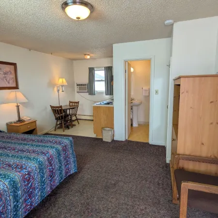 Restwel Motel Отели в г. Форсайт