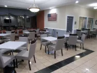 SureStay Plus Hotel by Best Western St Marys Cumberland - sarapan