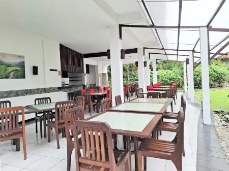 Kelimutu Crater Lakes Ecolodge