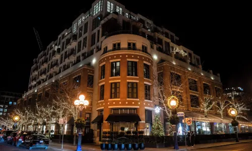 黑澤爾頓酒店