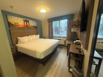 Days Inn by Wyndham Brooklyn Borough Park Hotels near Mirage Diner Restaurant