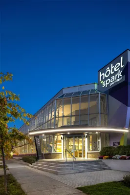 Spark by Hilton Montreal Midtown - Lemmikkieläimet sallittu