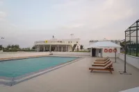 KMR Hotels & Resorts - Pools