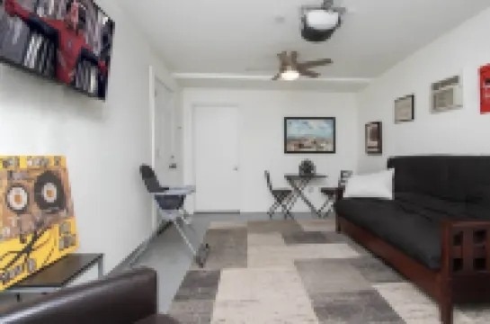 Fun 3bed/2Bath home with pool