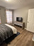 Cozy family home. 19 minutes from Churchill Downs