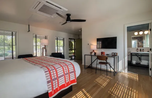 塔爾博特公園酒店