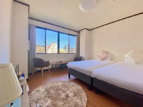 THE MOON 熱海 鄰近熱海銀座商店街的酒店