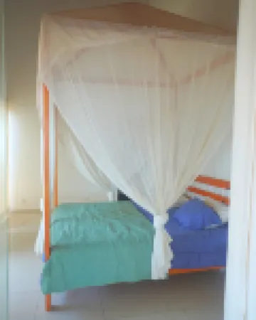 HOP Aloha Beachfront House With Direct Access Hotels in 