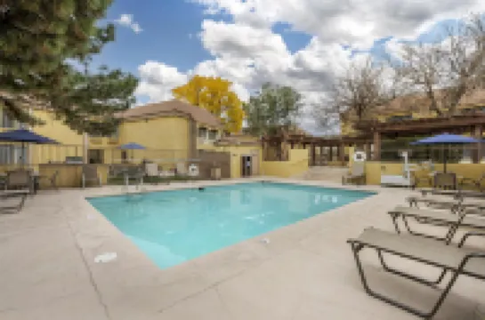 Best Western Airport Albuquerque Inn Suites Hotel  Suites